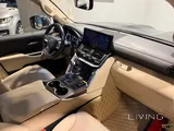 Toyota Land Cruiser VX 2024